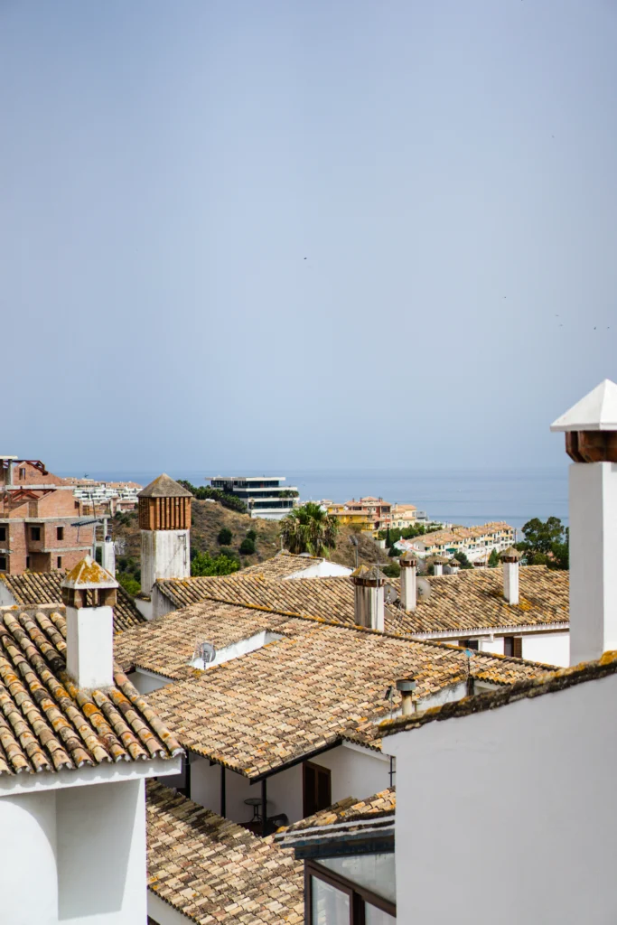 Propiedades residenciales con vistas al mar en la costa catalana