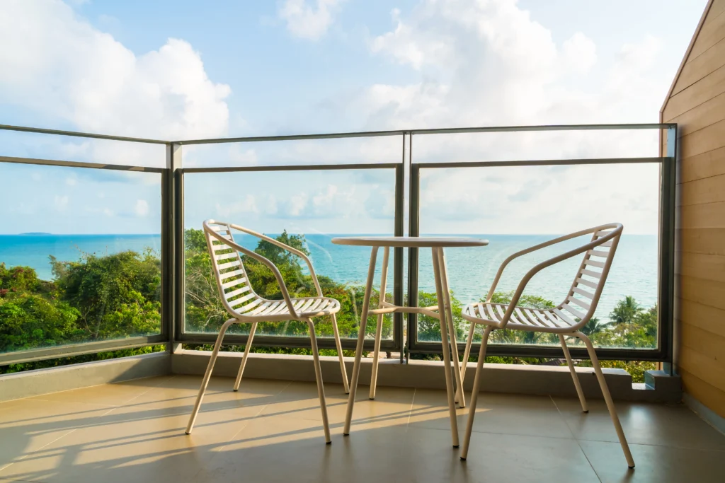 Terraza de propiedad premium con vistas al mar